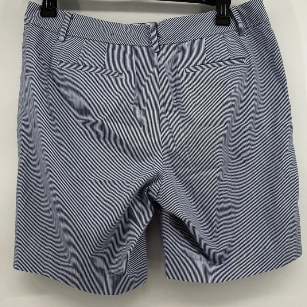 Talbots Perfect Short 14P Womens Blue‎ White Pinstripe Bermuda Cotton Stretch